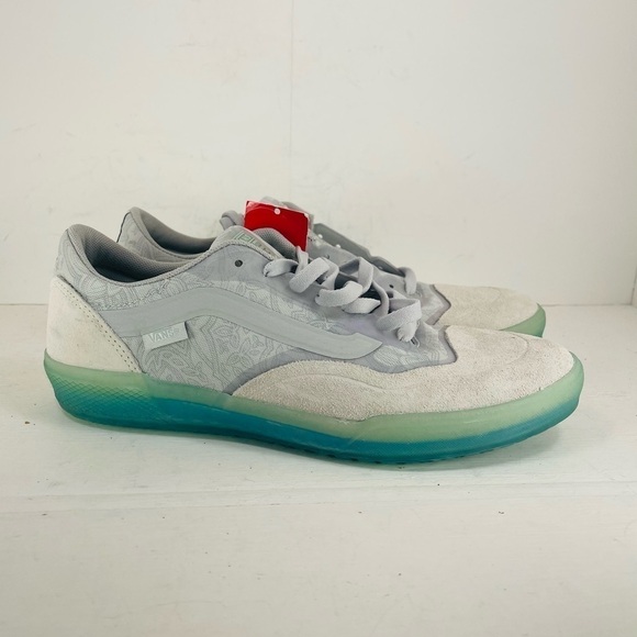 New Vans AVE Pro Beatrice Domond Bonejade Women Size 8.5 - Picture 1 of 7